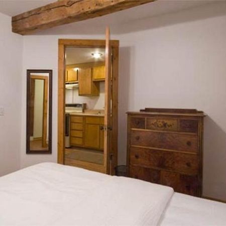 305 North Inn - 加利纳 客房 照片